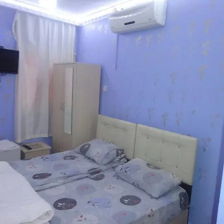 Apart Otel Ezgi *